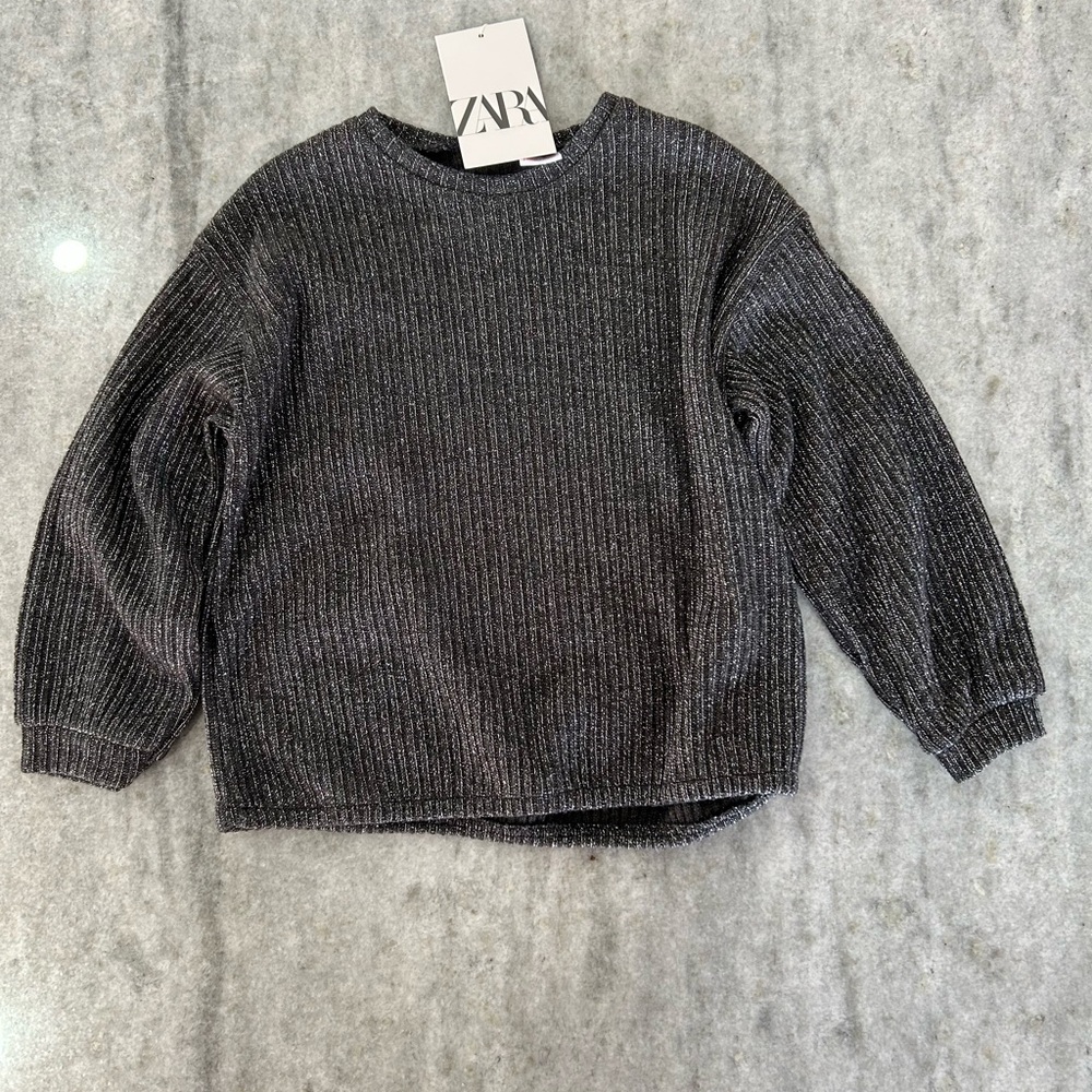 Zara Black Crew Neck Thin Sweater in Classic Knit Size 4-5 yrs